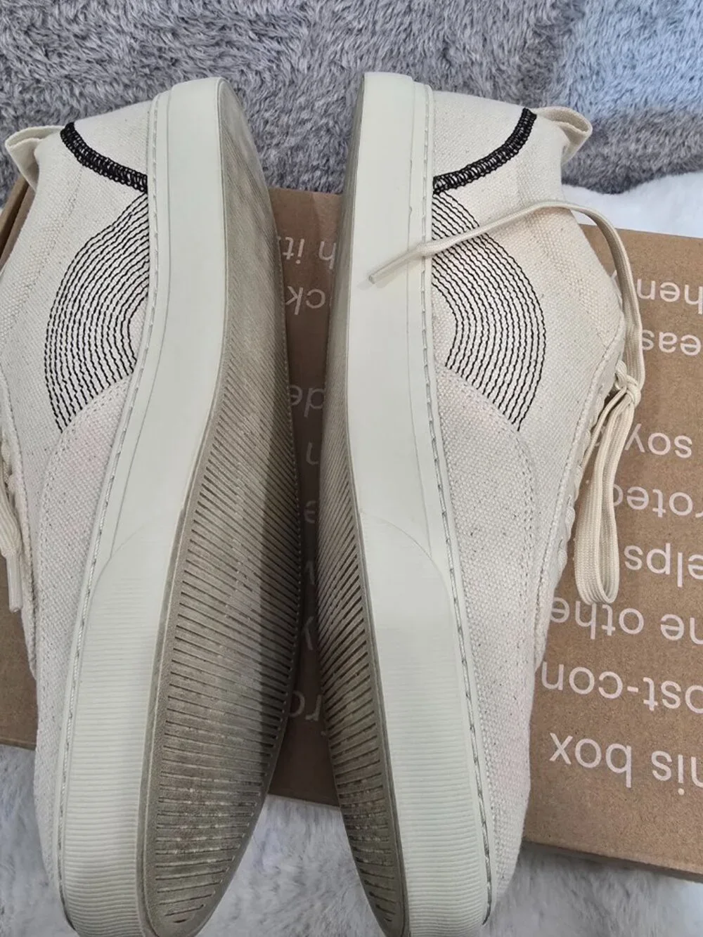 Men's Casual Canvas Sneakers in Beige - Unknown Brand